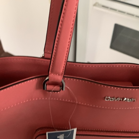 NWT CALVIN KLEIN LOUISE TOTE WATERMELON COLOR - Picture 5 of 7
